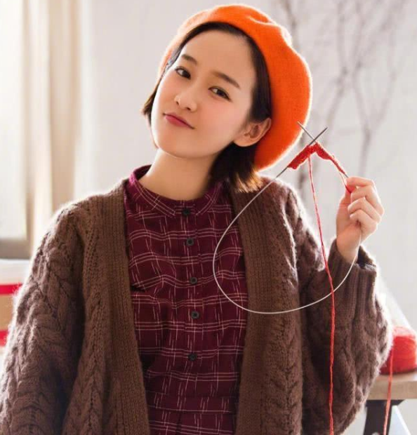 春季女帽搭配