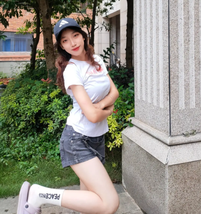 阿迪达斯帽子